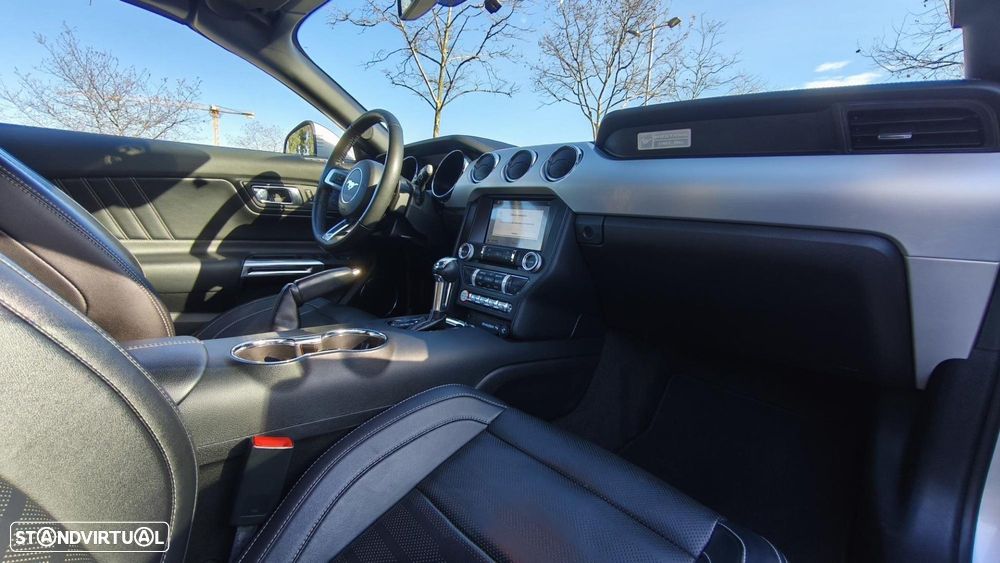 Ford Mustang 2.3i EcoBoost Aut. - 28
