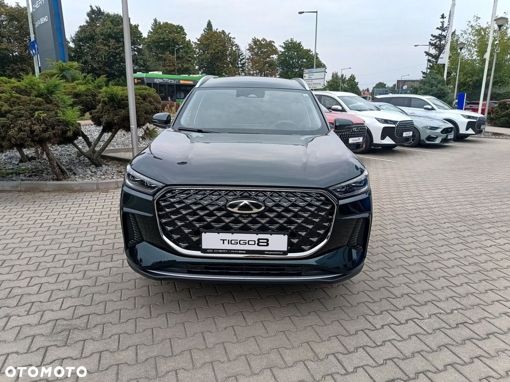 Chery Tiggo 8 - 10