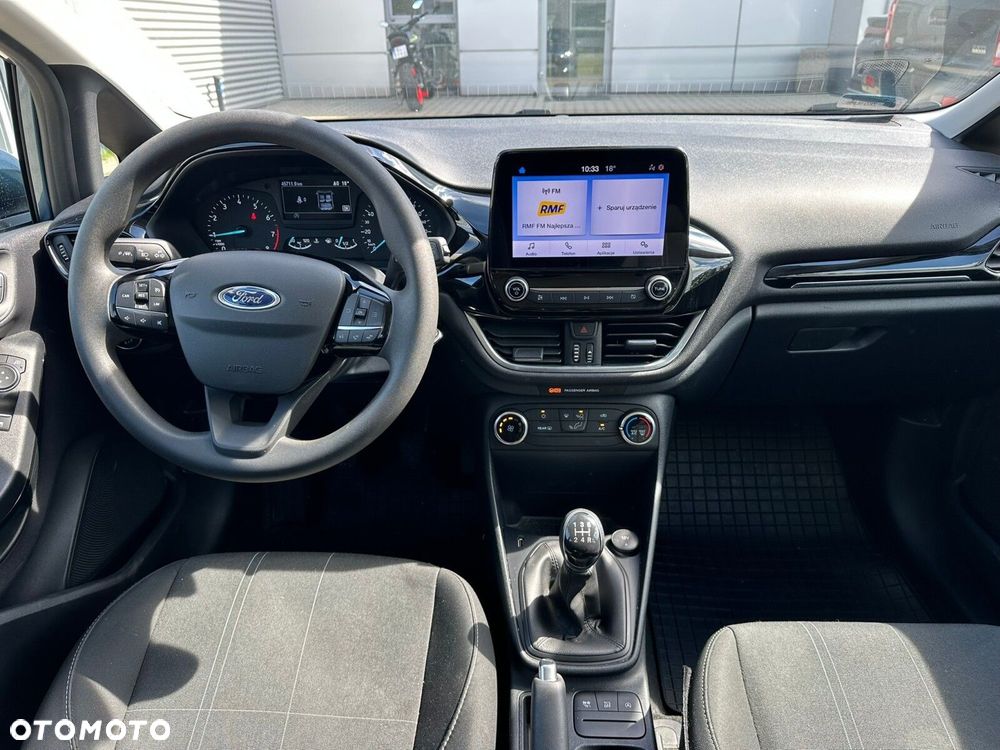 Ford Fiesta - 10