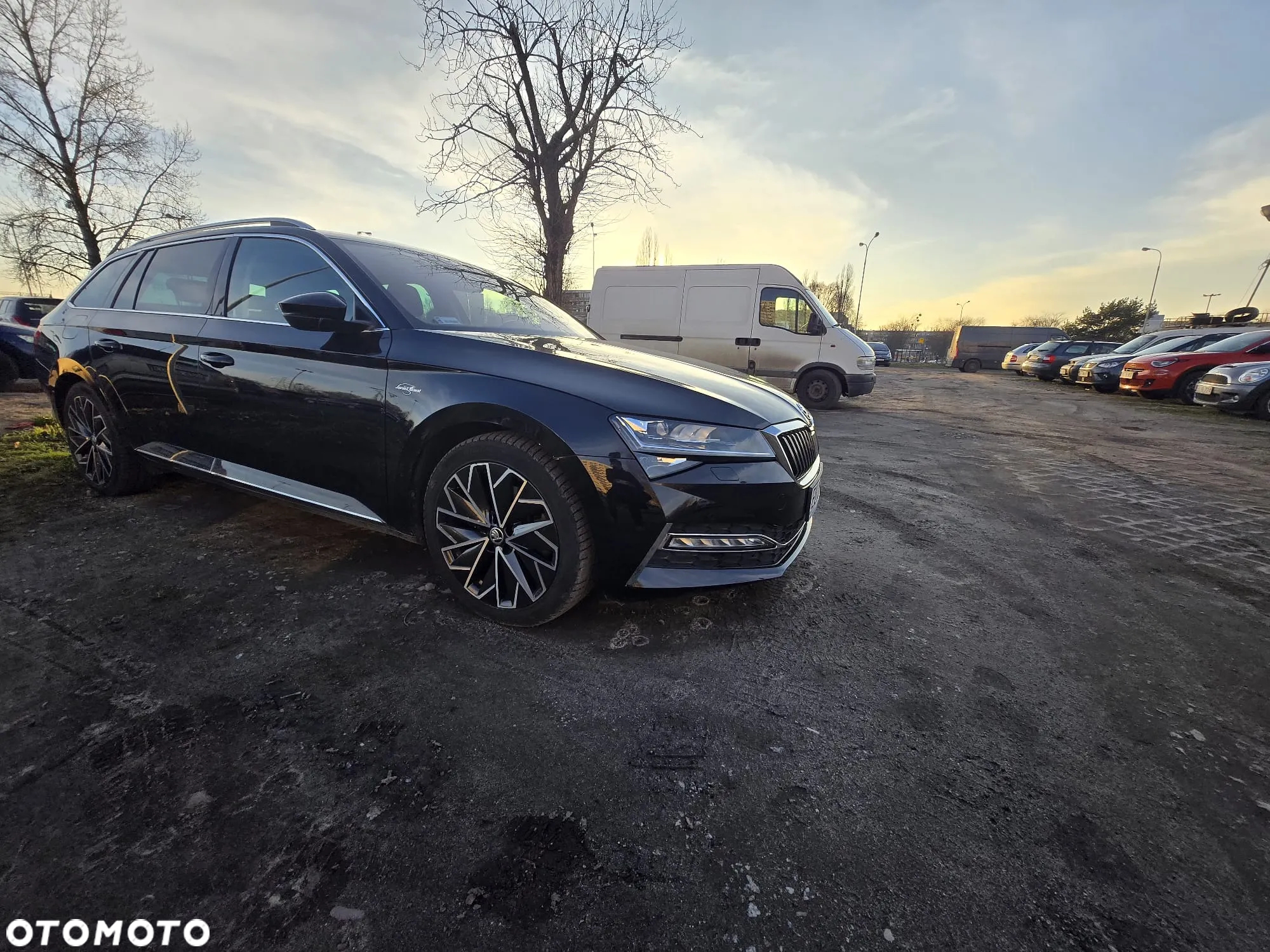 Skoda Superb 2.0 TDI L&K DSG - 9
