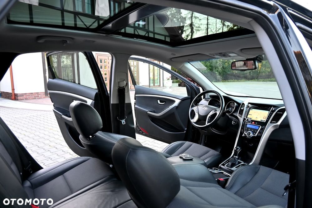 Hyundai i30 1.6 GDI DCT Premium - 24