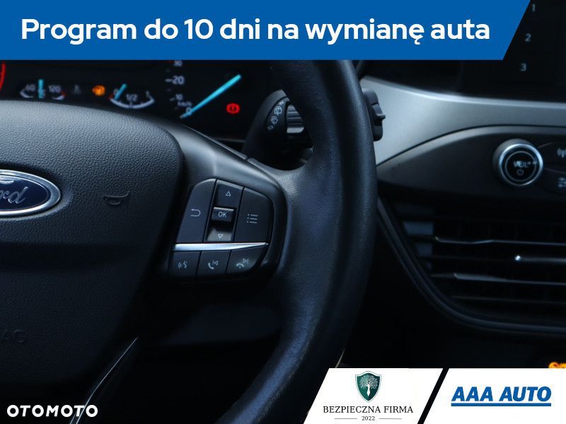Ford Focus SW - 20