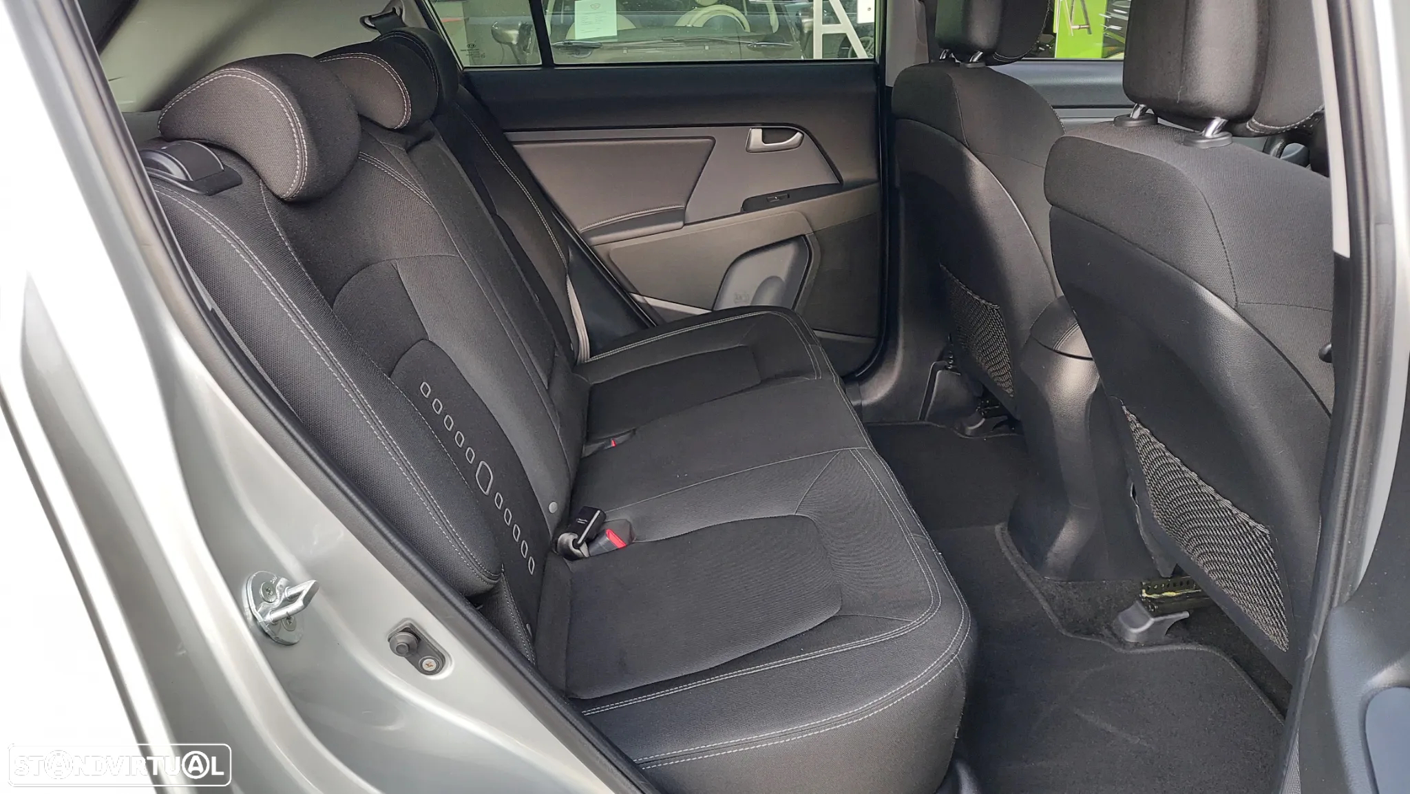 Kia Sportage 1.6 GDI ISG LX - 16