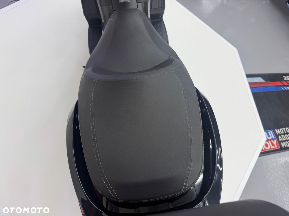 Kymco Downtown - 22