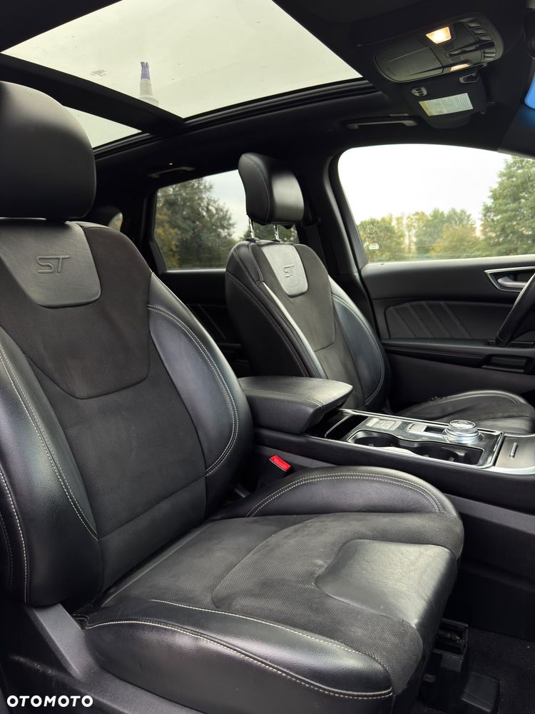 Ford Edge - 30