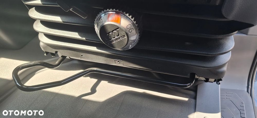 Volkswagen Crafter - 25