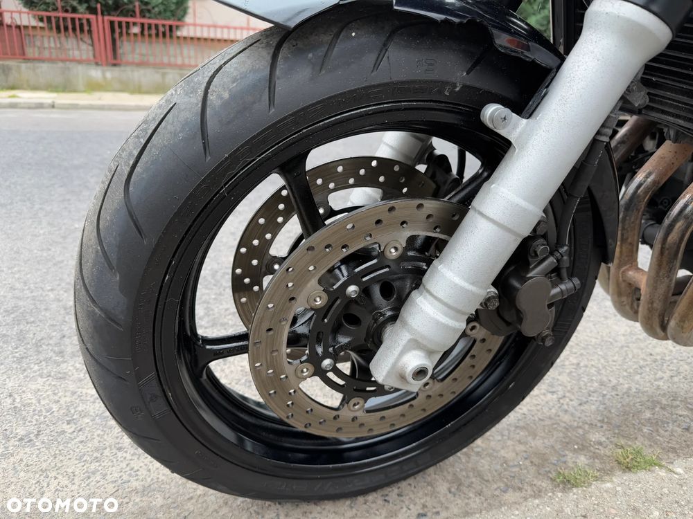 Yamaha FZ6 - 18