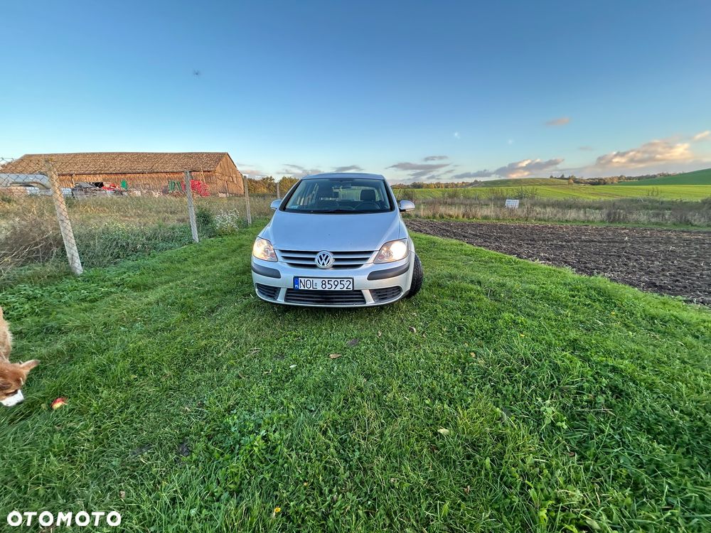 Volkswagen Golf 2.0 TDI Comfortline - 5