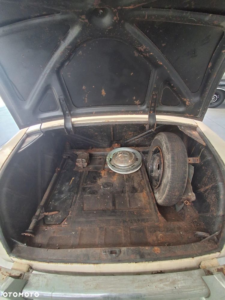 Mercedes-Benz Inny - 15