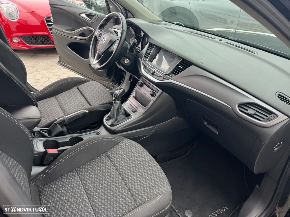 Opel Astra 1.6 CDTI Cosmo S/S J18 - 23