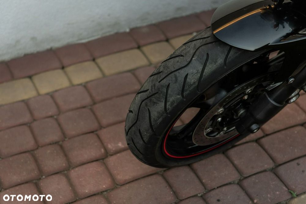 Yamaha FZ - 11