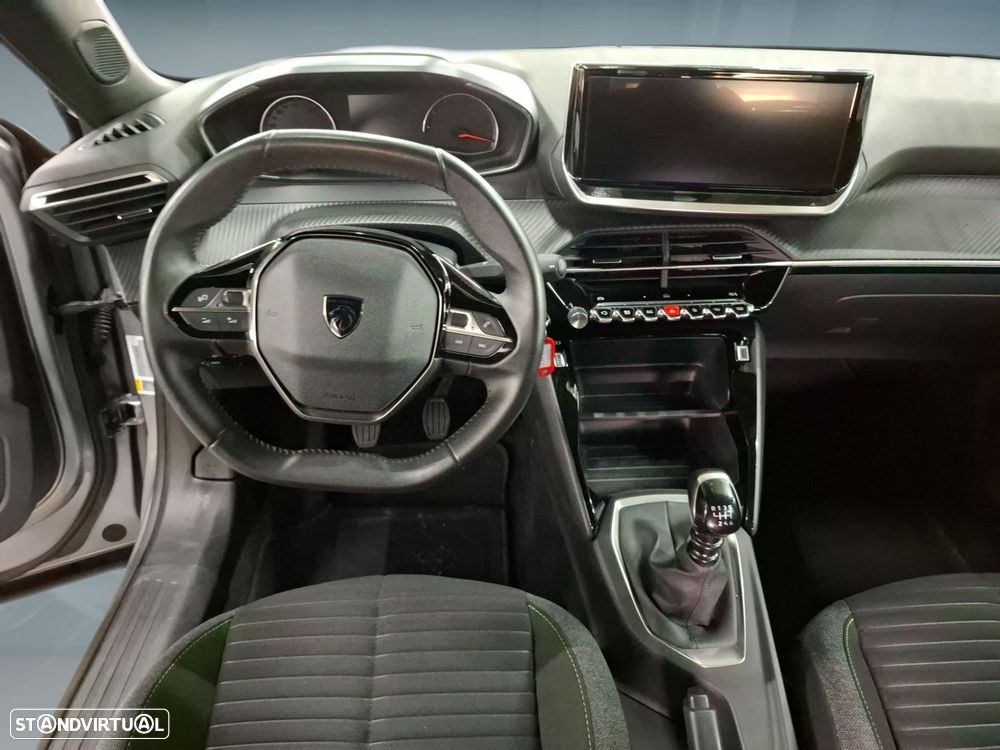 Peugeot 2008 1.2 PureTech Active - 13