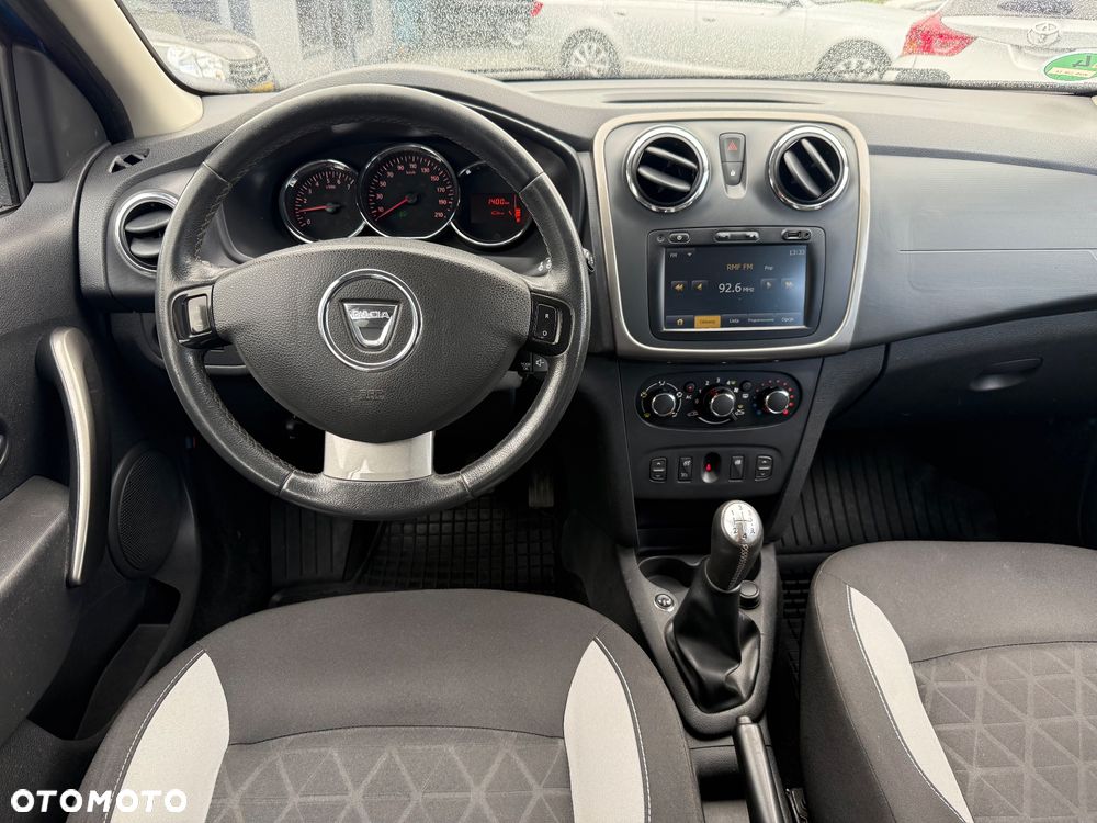 Dacia Sandero 0.9 TCe Laureate - 25