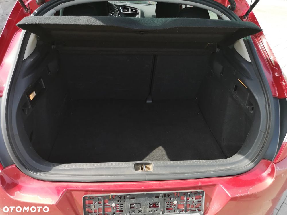 Citroën C4 e-HDi 110 EGS6 Business Class - 18