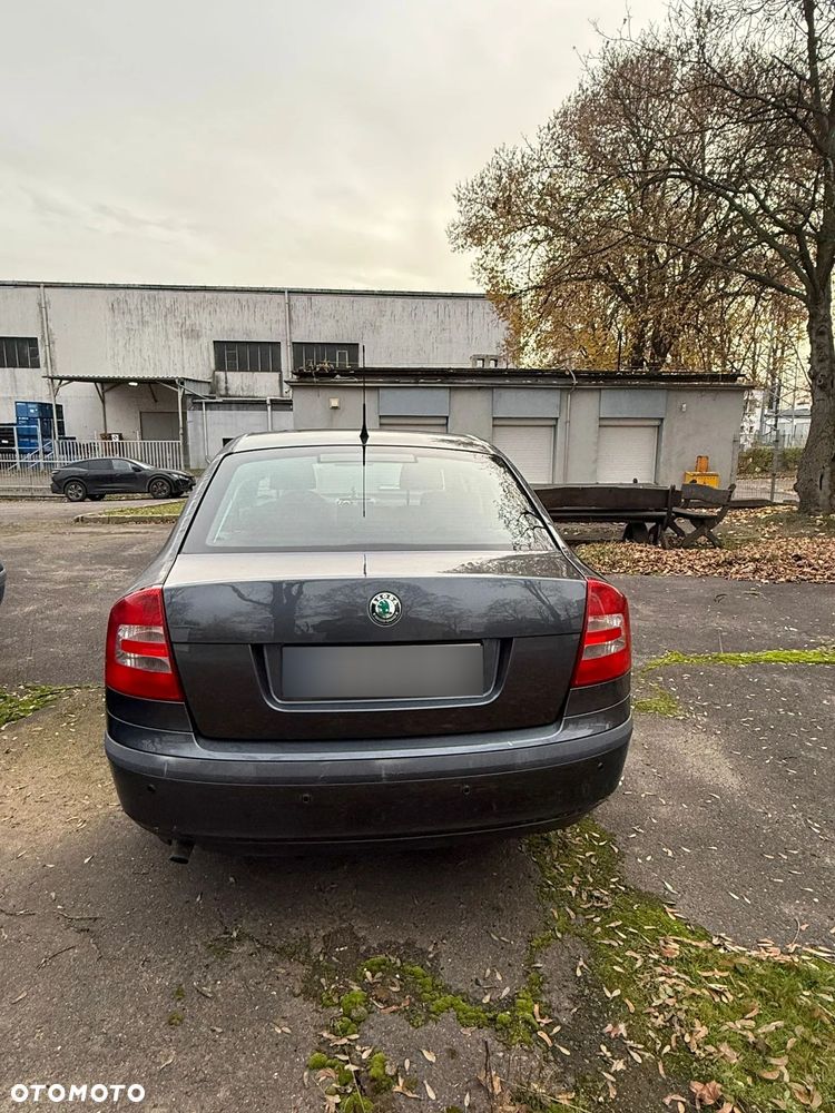 Skoda Octavia 1.6 - 5
