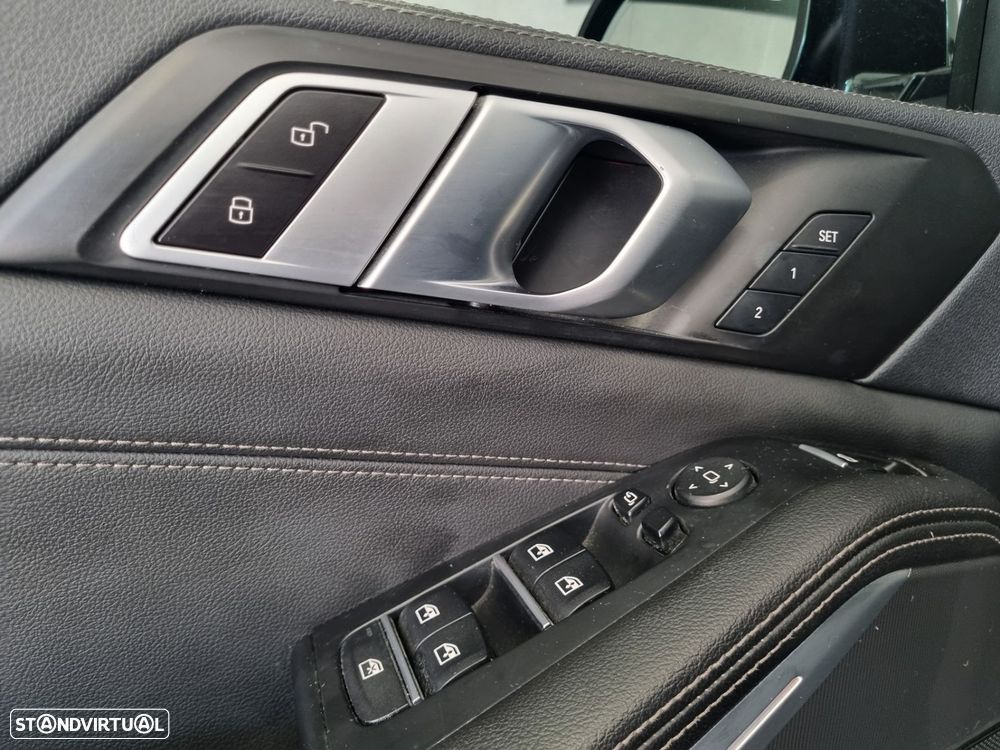 BMW X5 40 d xDrive Pack M - 33