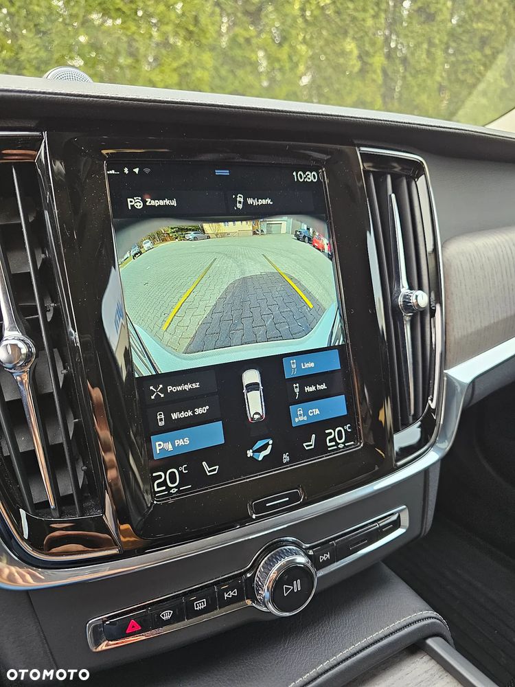 Volvo V90 Cross Country - 16