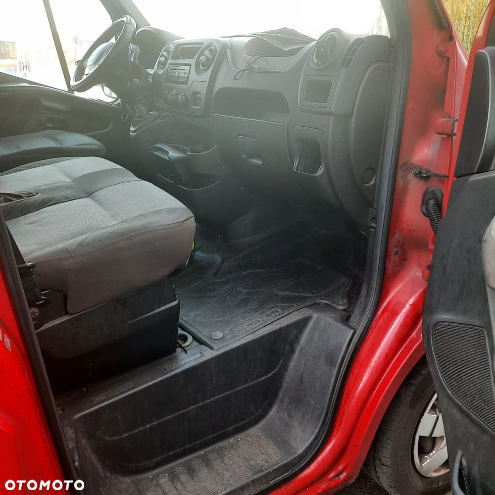 Renault Master FWD dCi MR'10 E4 3,3t - 8