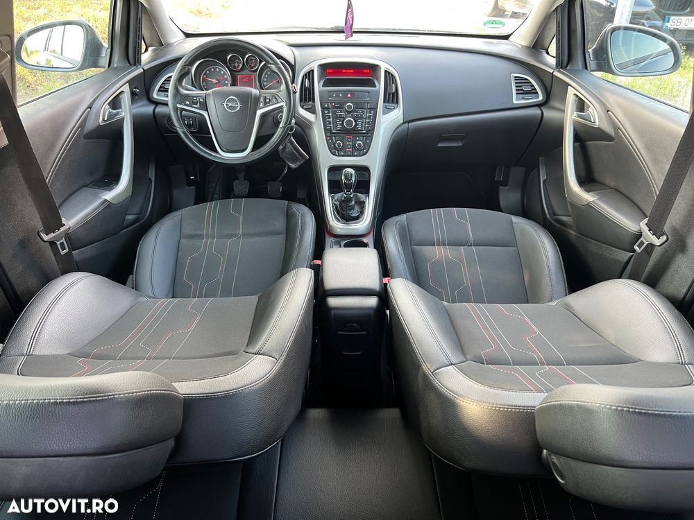 Opel Astra 1.4 Turbo Enjoy - 9