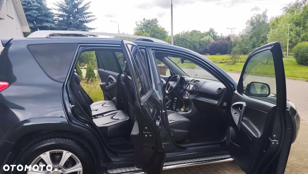 Toyota RAV4 2.2 D-4D 4x2 Travel - 36