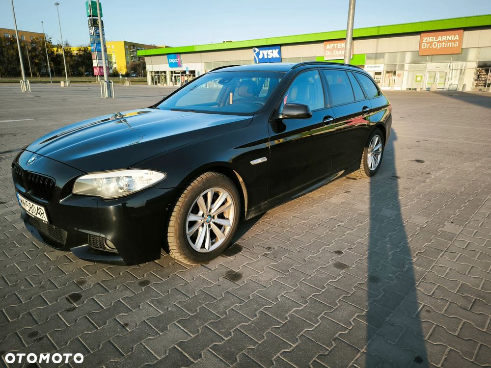 BMW Seria 5 530d xDrive - 12