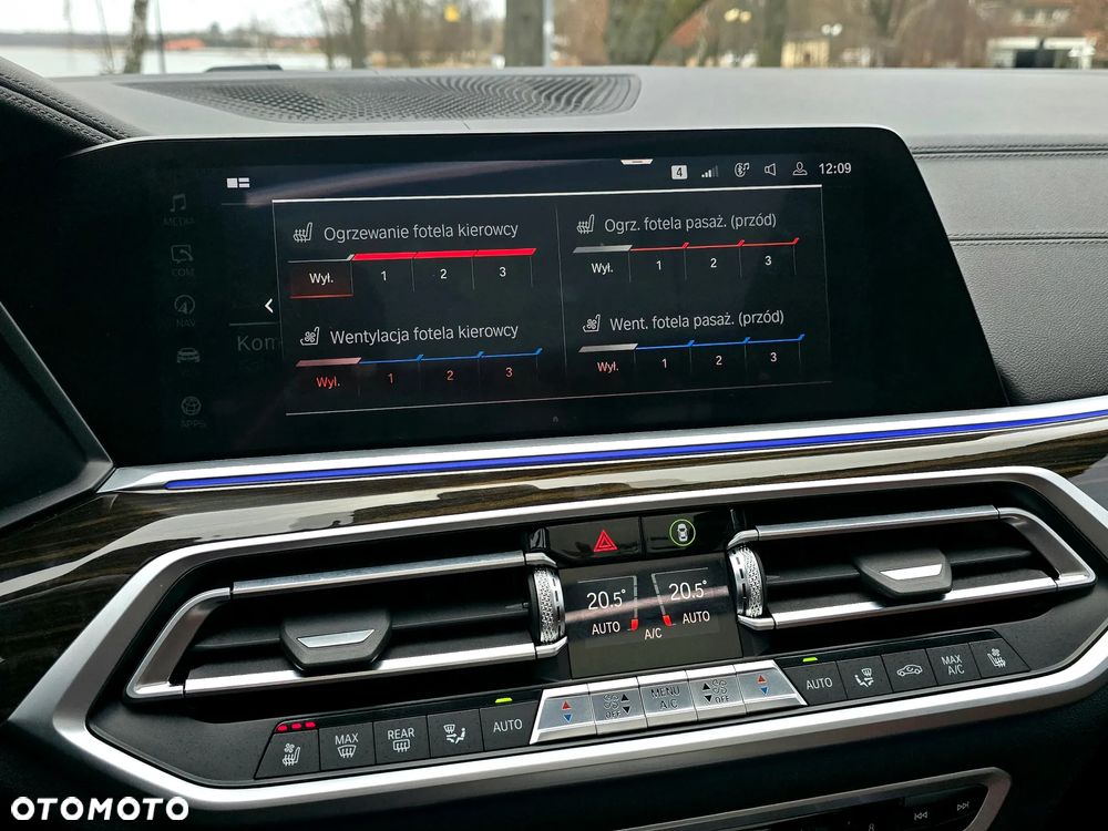 BMW X7 xDrive40i - 24