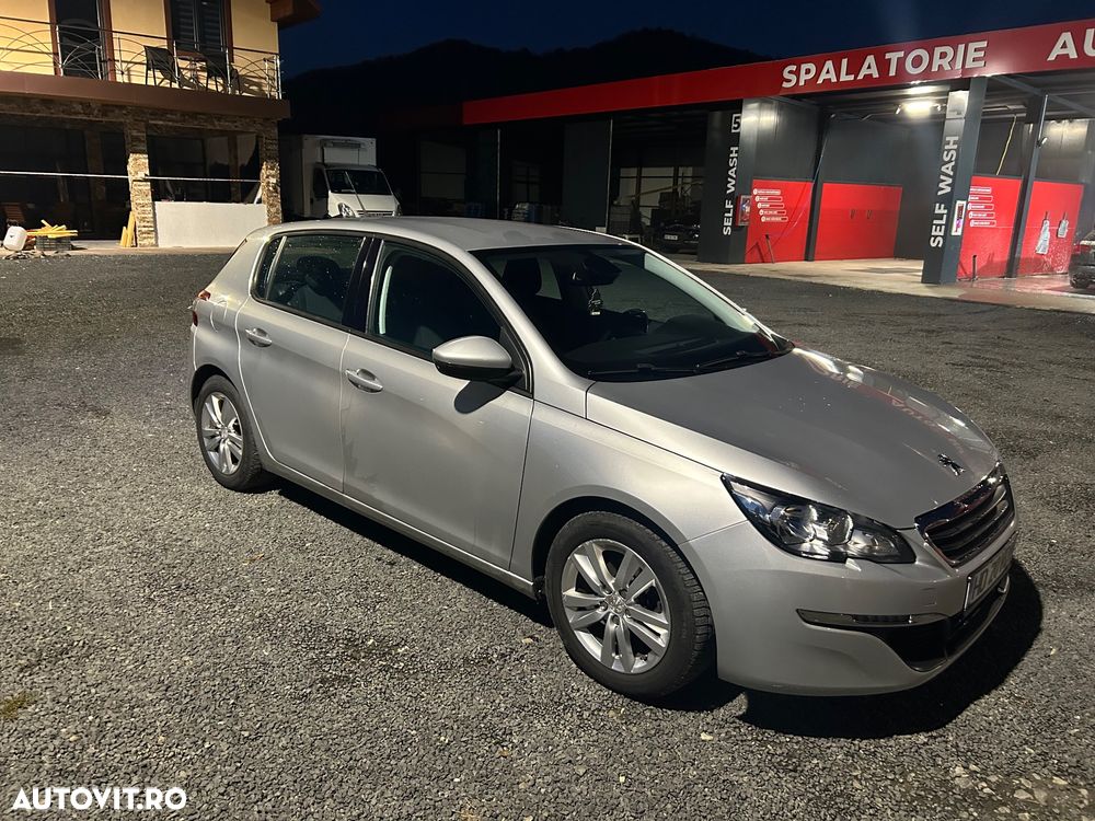 Peugeot 308 1.2 L PureTech Turbo Access - 22