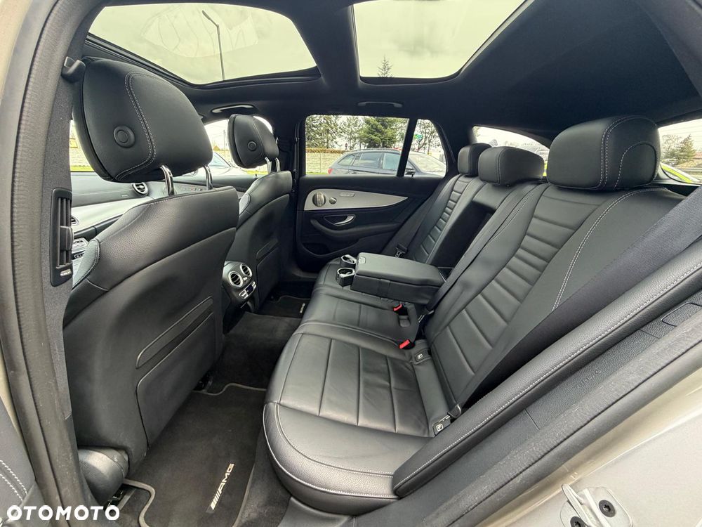 Mercedes-Benz Klasa E 300 de 4Matic 9G-TRONIC AMG Line - 20