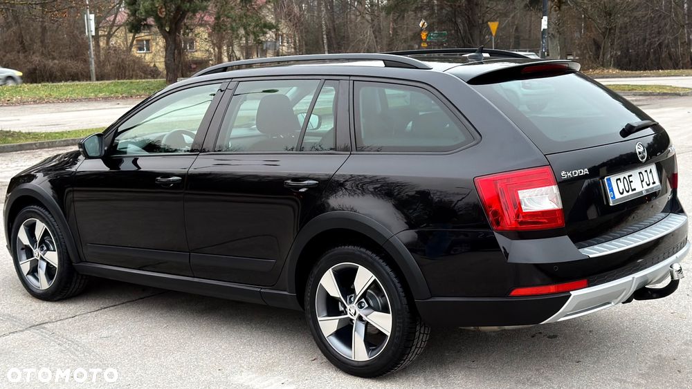 Skoda Octavia 2.0 TDI 4x4 DSG Scout - 9