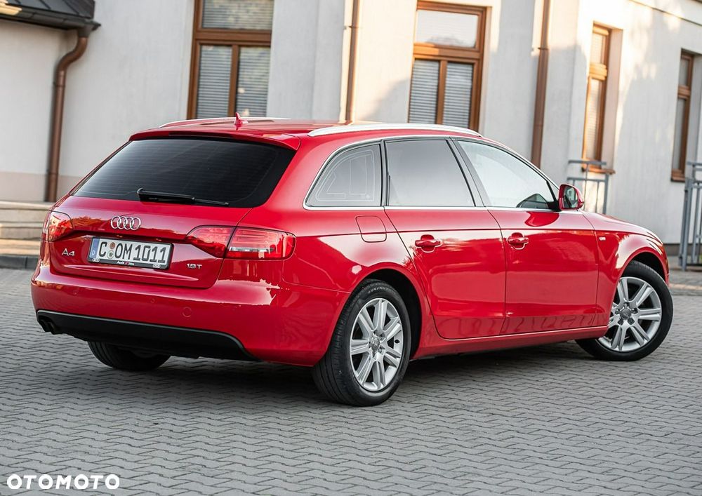 Audi A4 Avant - 16