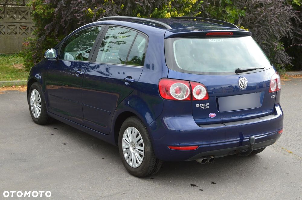 Volkswagen Golf Plus 2.0 TDI Comfortline - 12