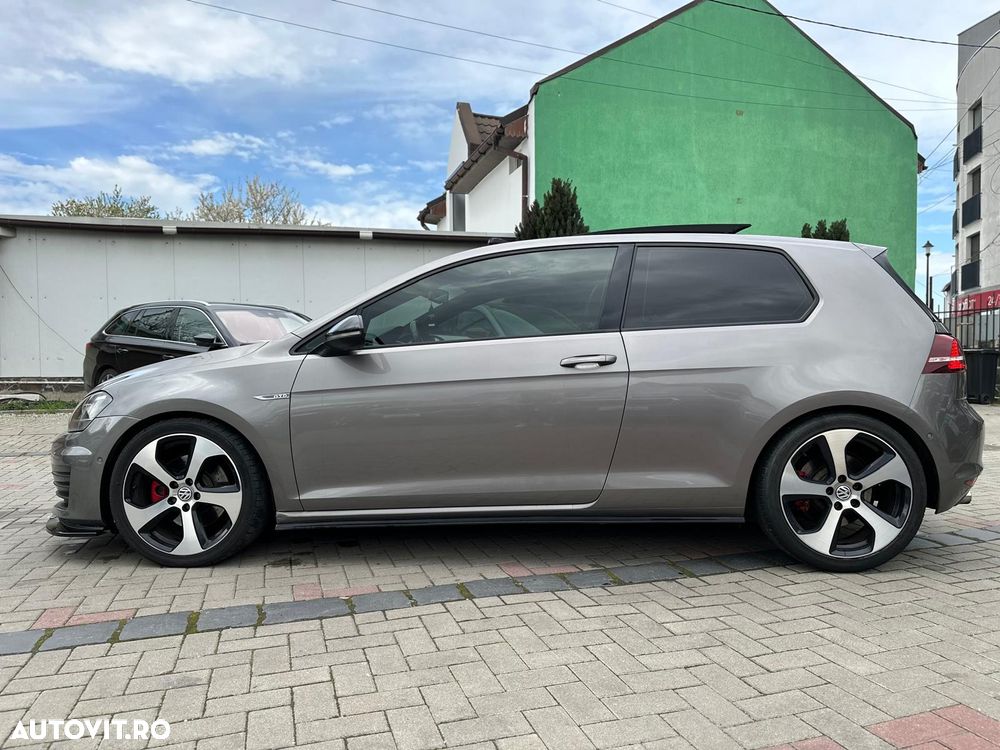 Volkswagen Golf GTD BlueMotion Technology - 12