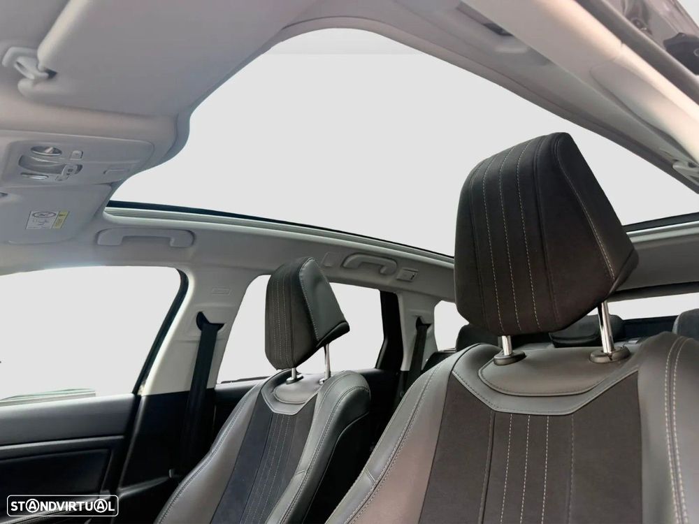 Peugeot 308 SW - 12