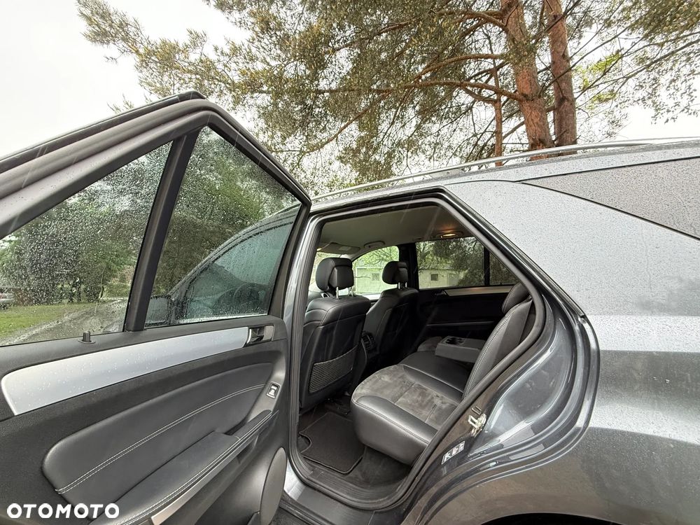 Mercedes-Benz ML 300 CDI 4-Matic - 21