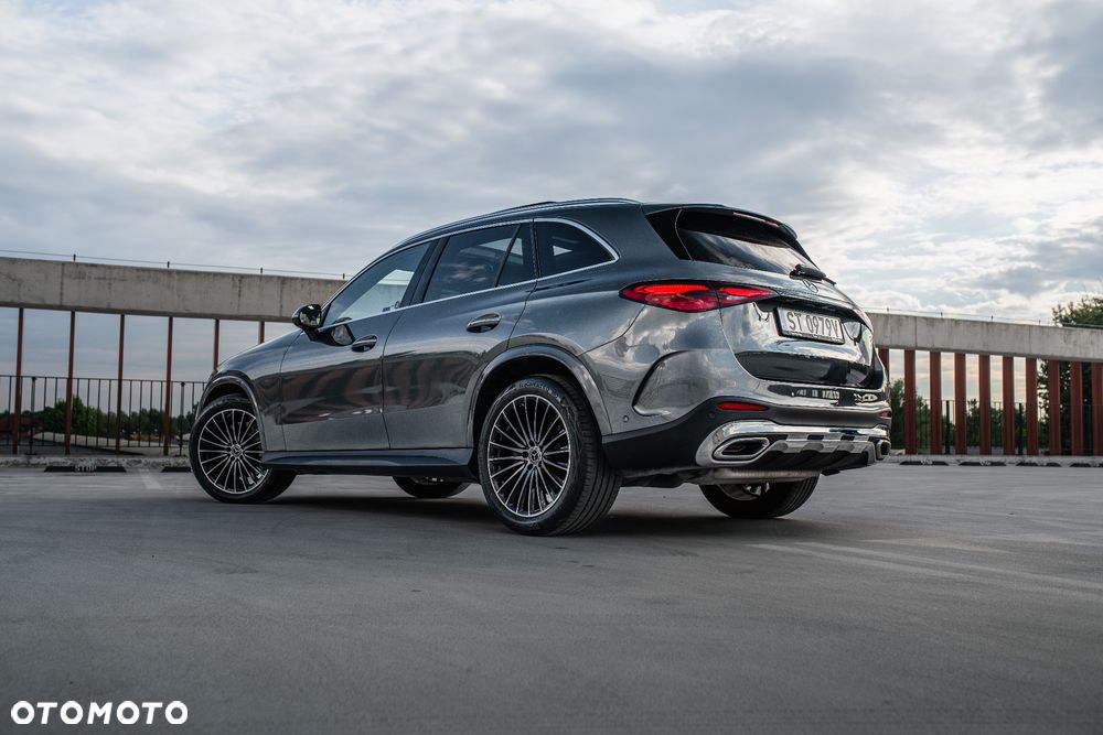 Mercedes-Benz GLC 200 mHEV 4-Matic AMG Line - 10
