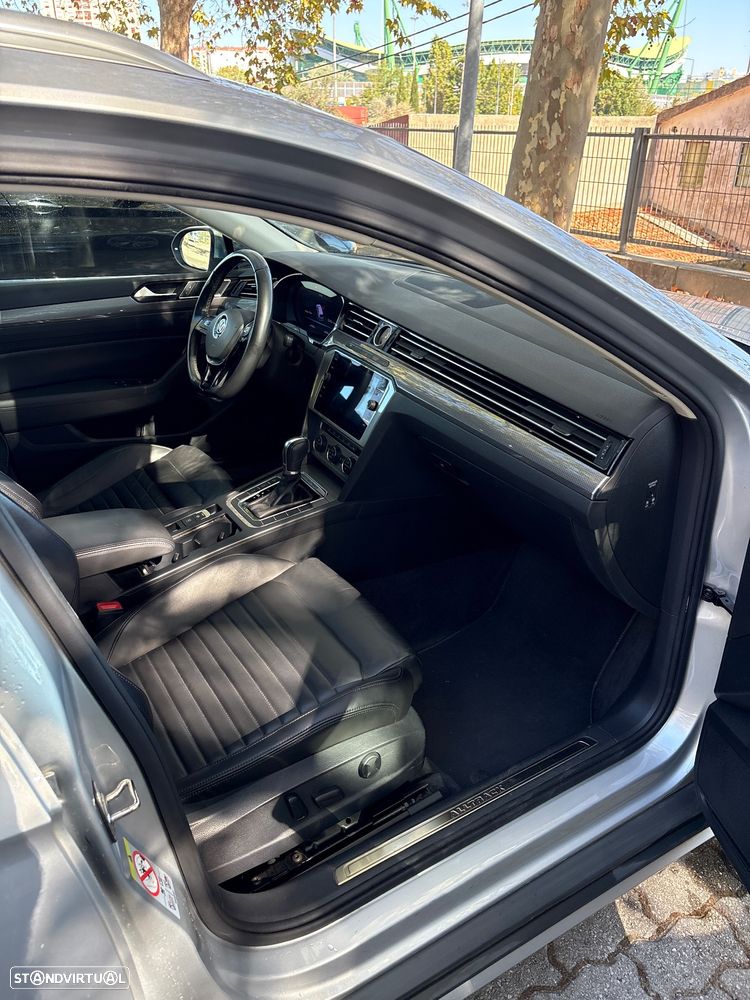 VW Passat Alltrack Variant 2.0 TDi DSG 4Motion - 15
