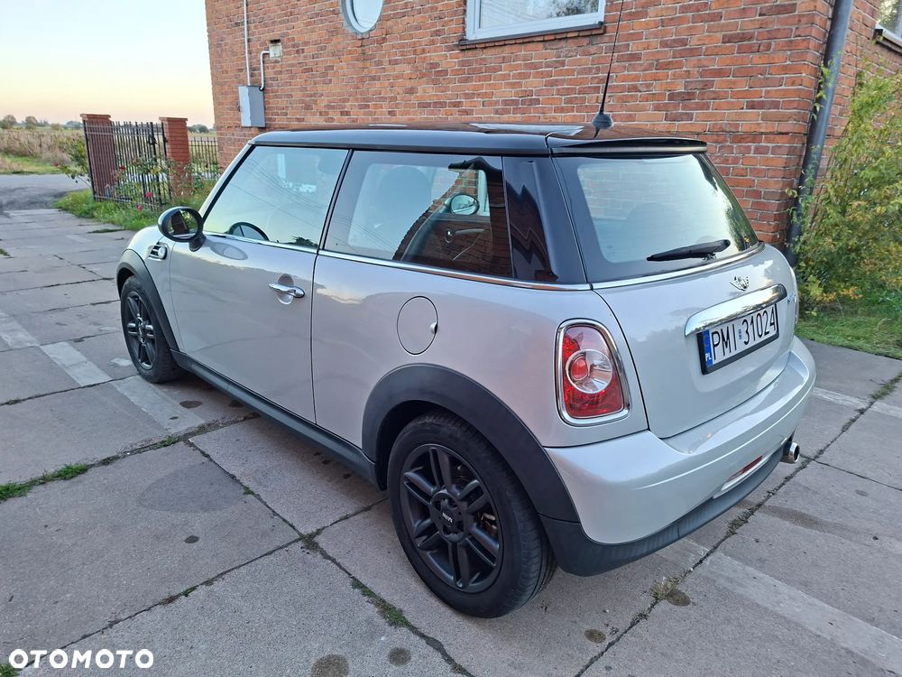 MINI Cooper D - 5