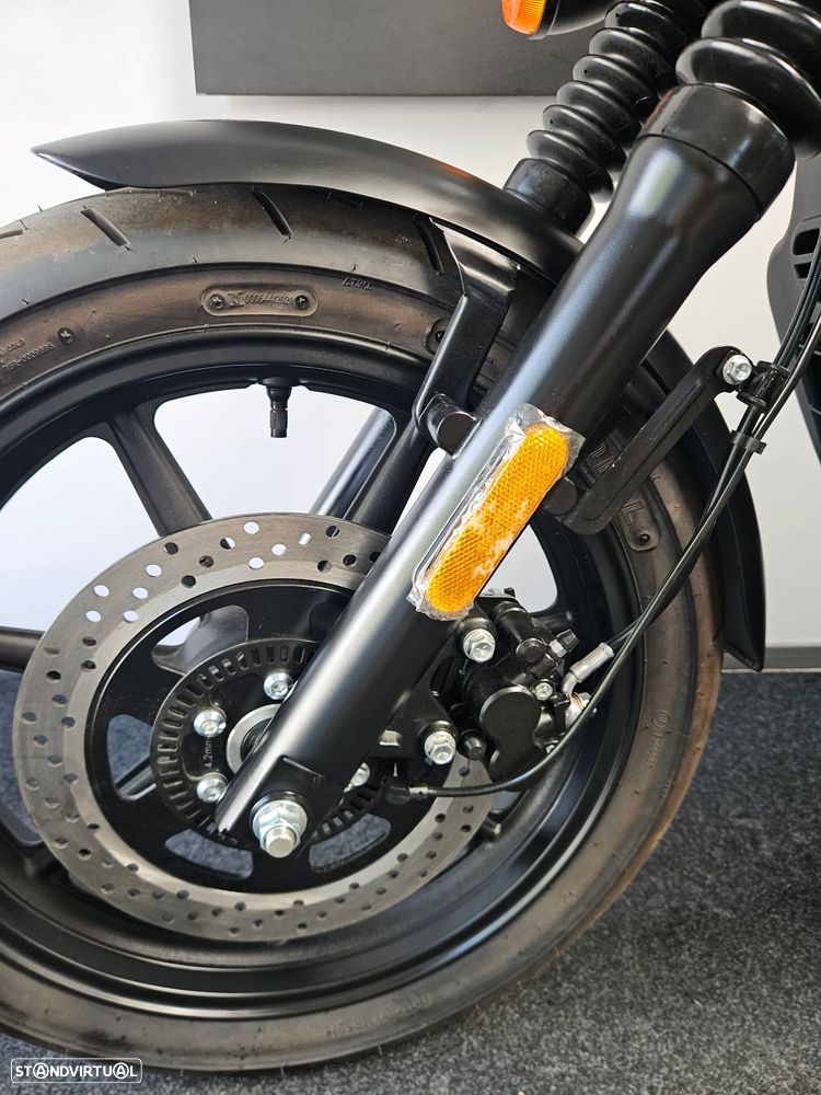 UM Renegade Vegas 300cc - 10