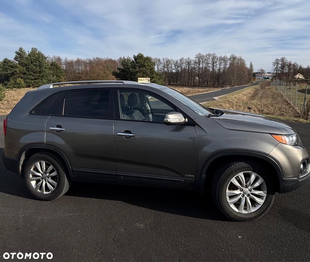 Kia Sorento - 2