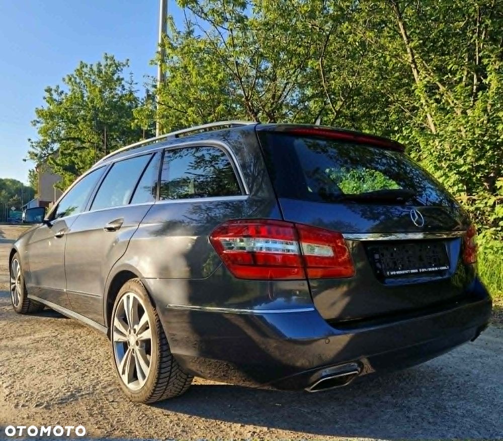 Mercedes-Benz Klasa E 350 CDI DPF 4Matic BlueEFFICIENCY 7G-TRONIC Avantgarde - 11