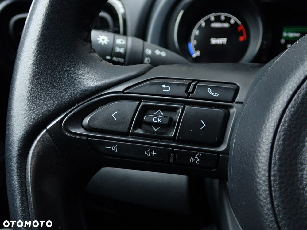Toyota Yaris - 16