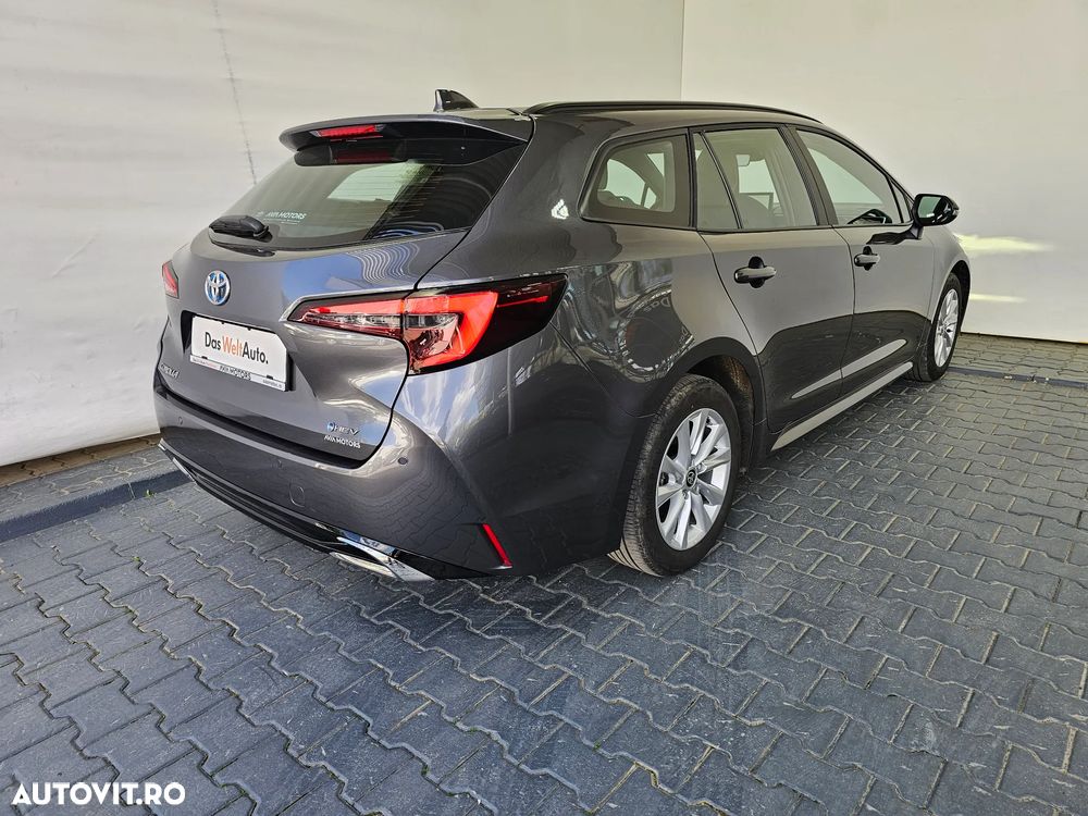 Toyota Corolla 1.8 HSD Business - 22