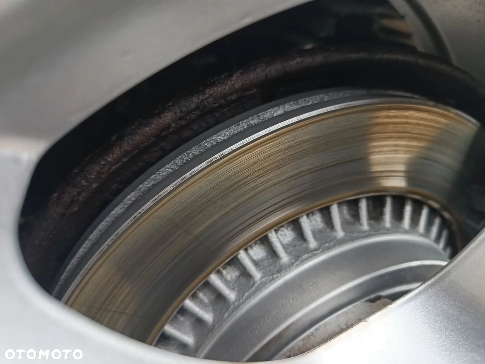 Volvo XC 60 D4 AWD Edition Pro - 37