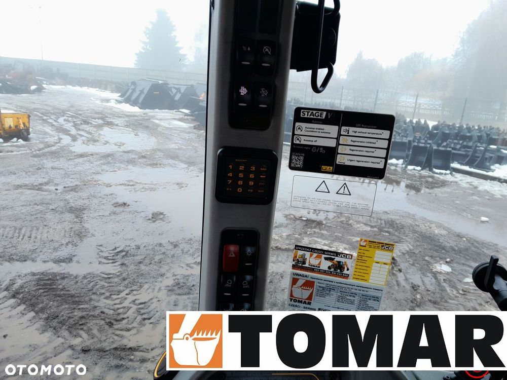 JCB 3CX COMPACT 2022R - 23