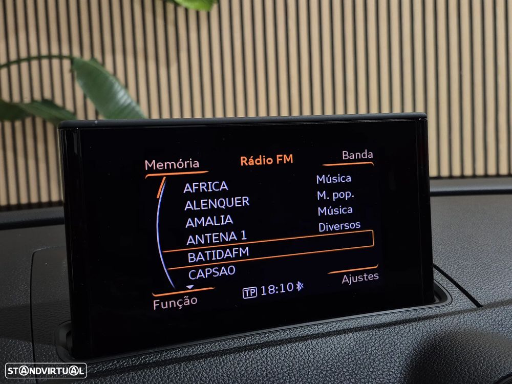 Audi A3 Sportback 1.6 TDI Attraction Special Edition - 25