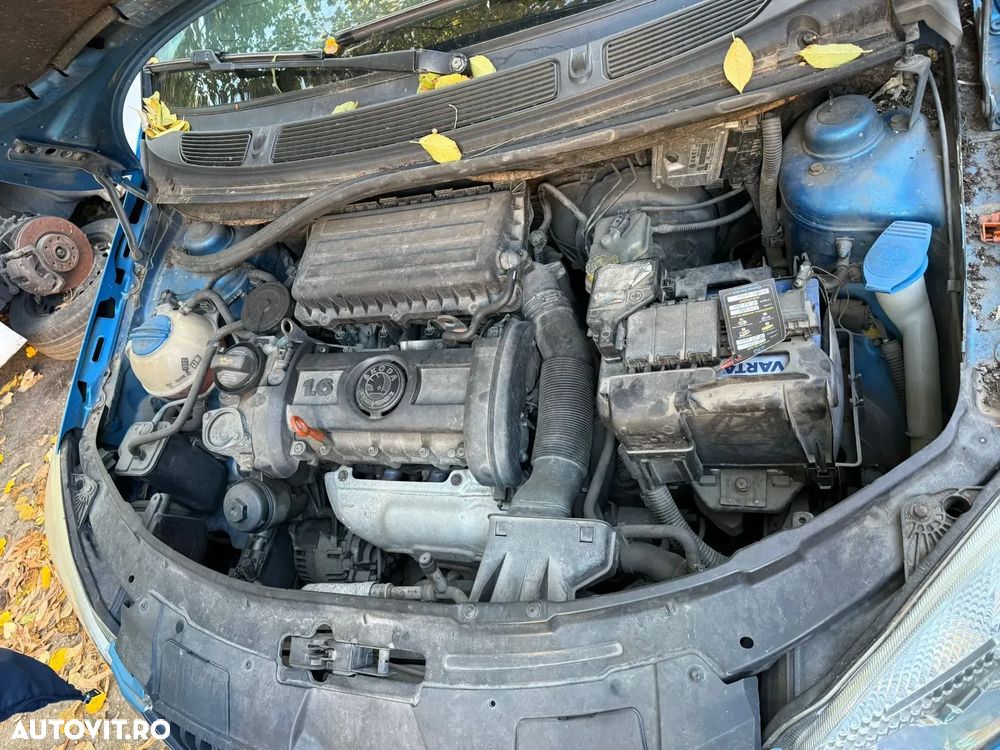 Dezmembrez Skoda Roomster albastru 1,6 benzina BTS 2007 - 7