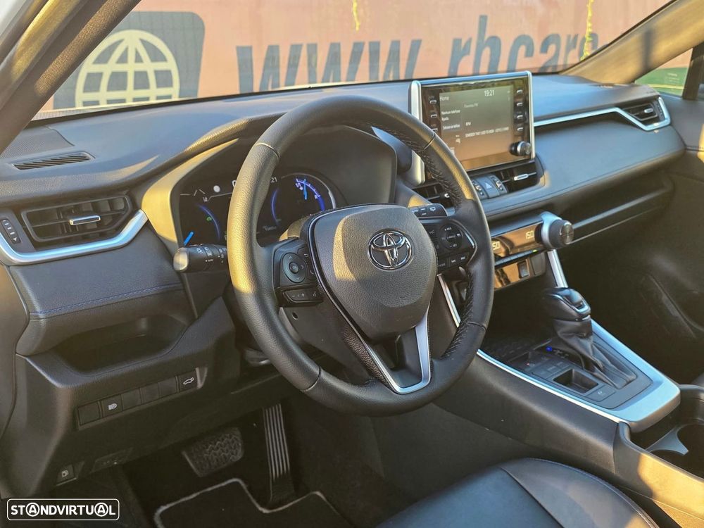 Toyota RAV4 2.5 HDF Square Collection - 8