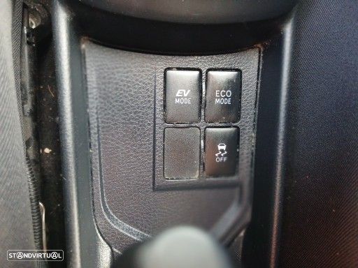 Toyota Yaris 1.5 HSD Sport +P.Techno+P.Luxury - 25