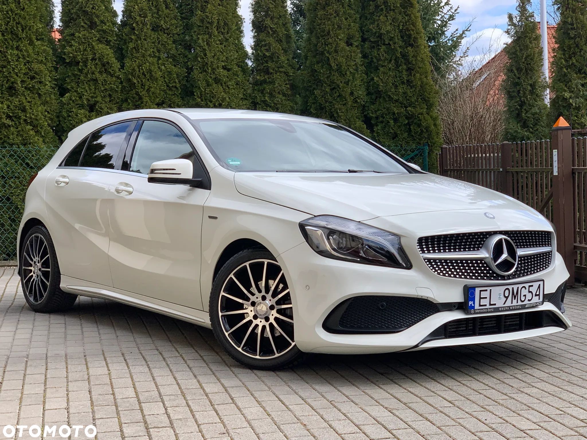 Mercedes-Benz Klasa A 180 7G-DCT AMG Line - 1