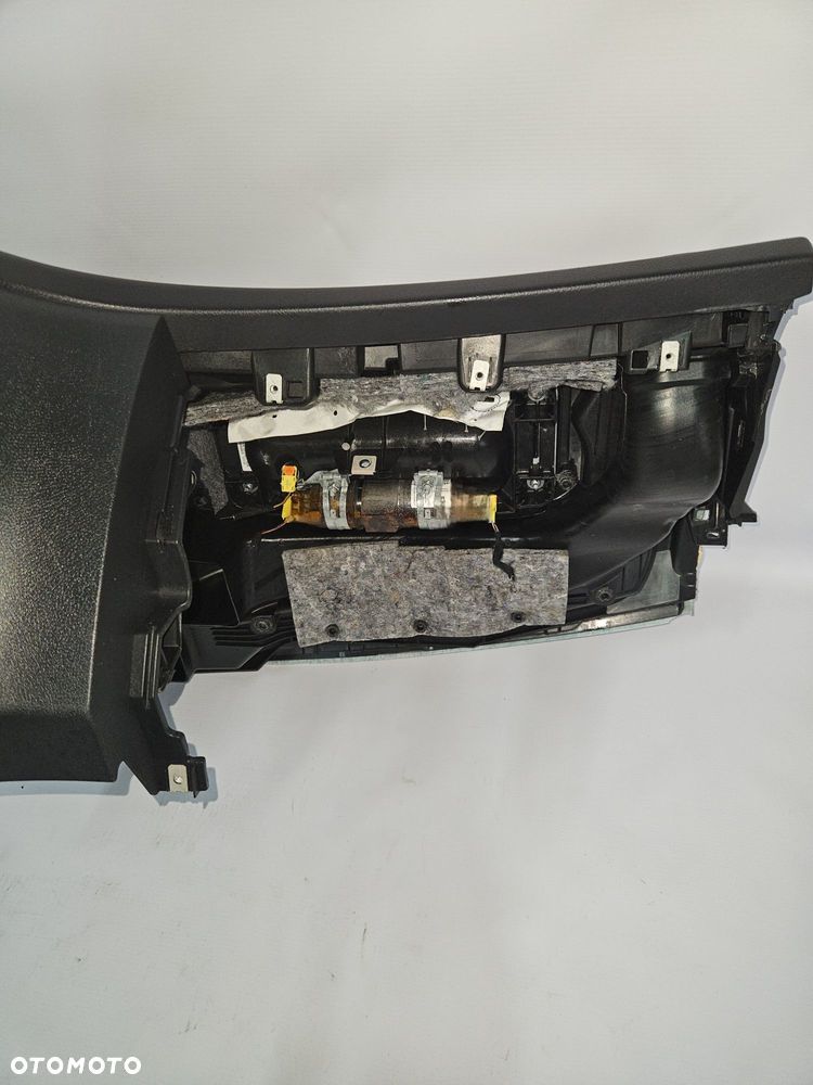 Mercedes CLA w117 deska konsola kokpit airbag oryginalna zielona nić - 7